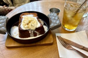 フレンチトーストとブレンドティー